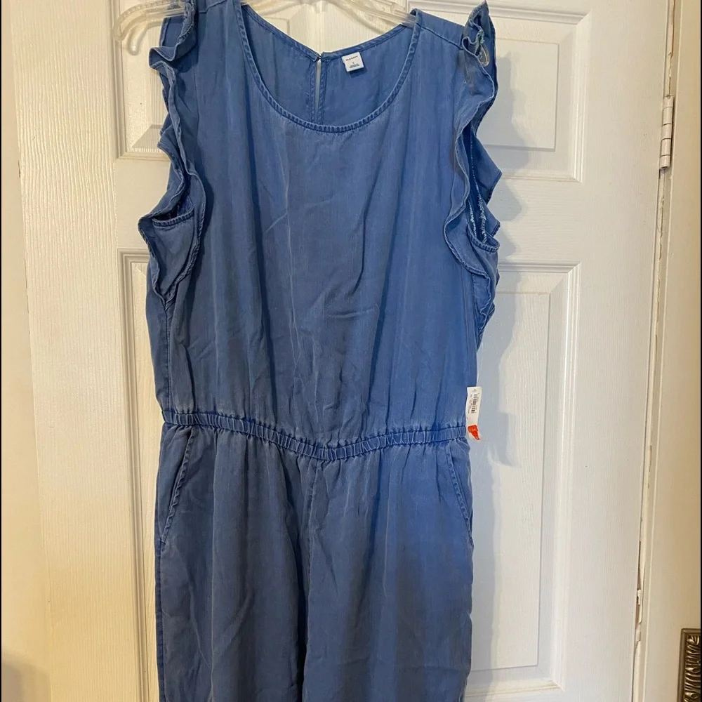 denim old navy jumpsuit size large - Picture 1 of 3